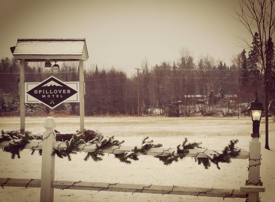 Spillover Motel And Inn Stratton Exterior photo